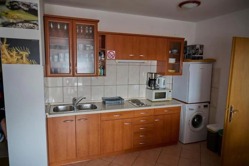 Wohnung Mit Blick Auf Das Meer Und Grossem Balkon Krk Town Apartment
