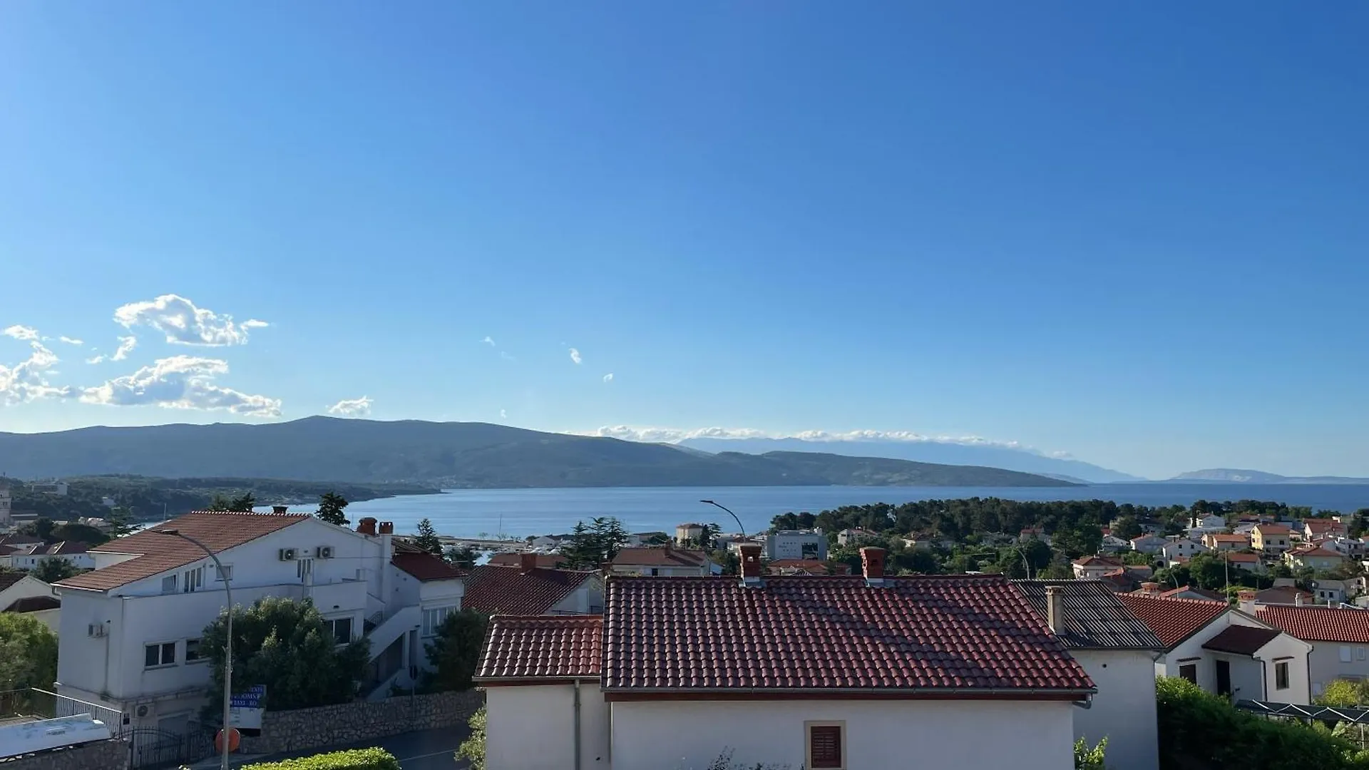 Wohnung Mit Blick Auf Das Meer Und Grossem Balkon Krk Town