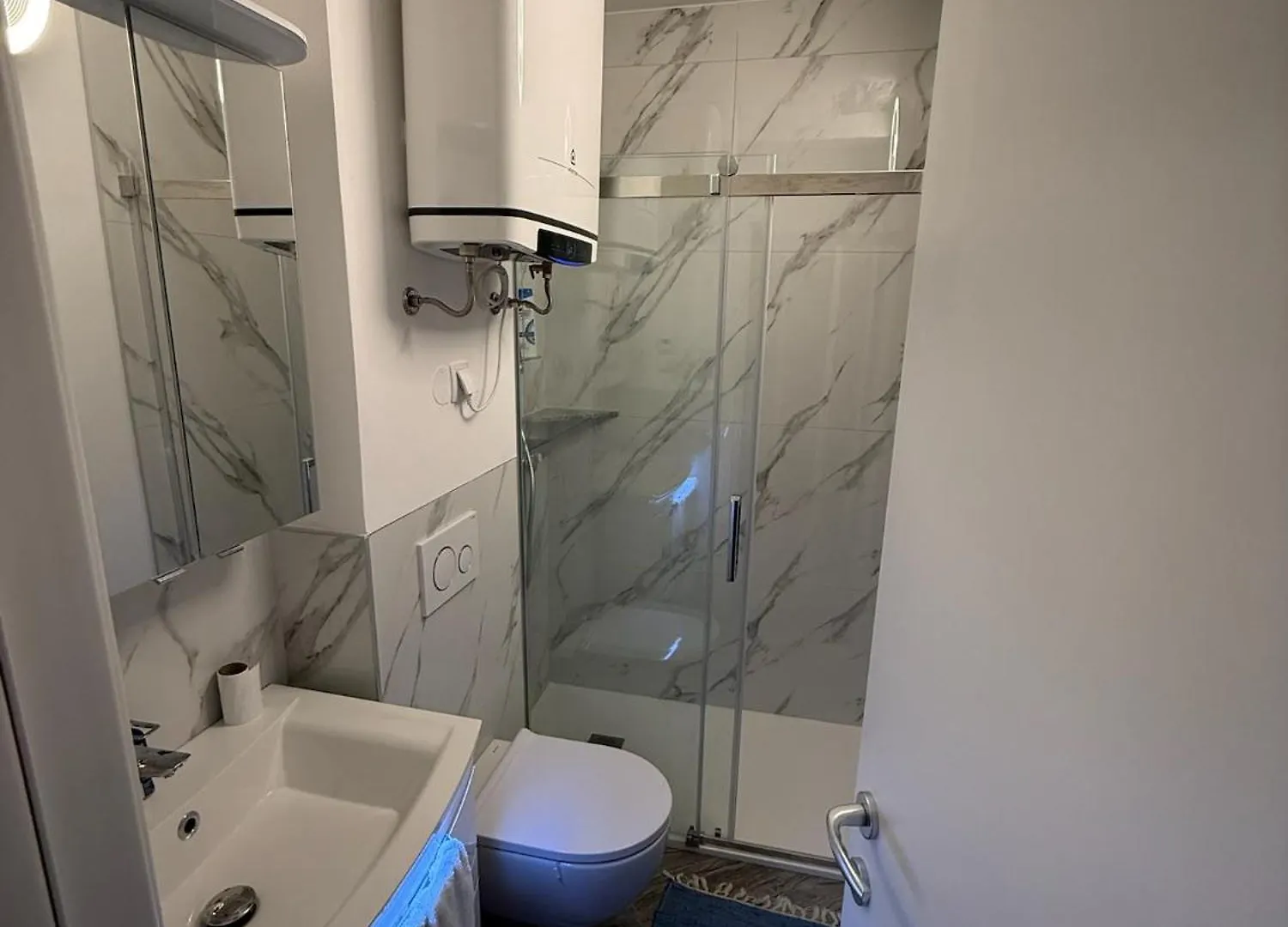 Apartment Wohnung Mit Blick Auf Das Meer Und Grossem Balkon Krk Town Croatia
